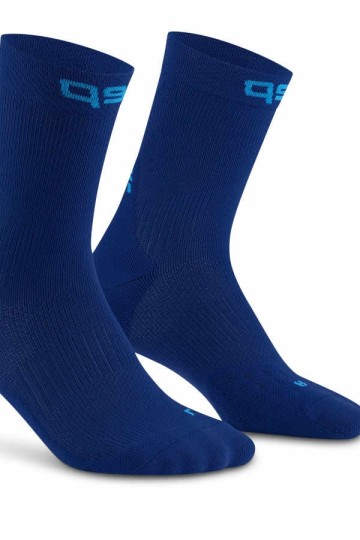 CEP Core Run 5.0 Mid Cut Socks in blue