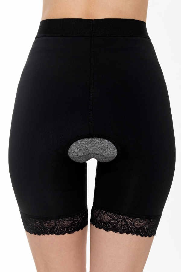 Aesthetic Medical Care Kompressions SHORTS Rückseite mit Intimöffnung