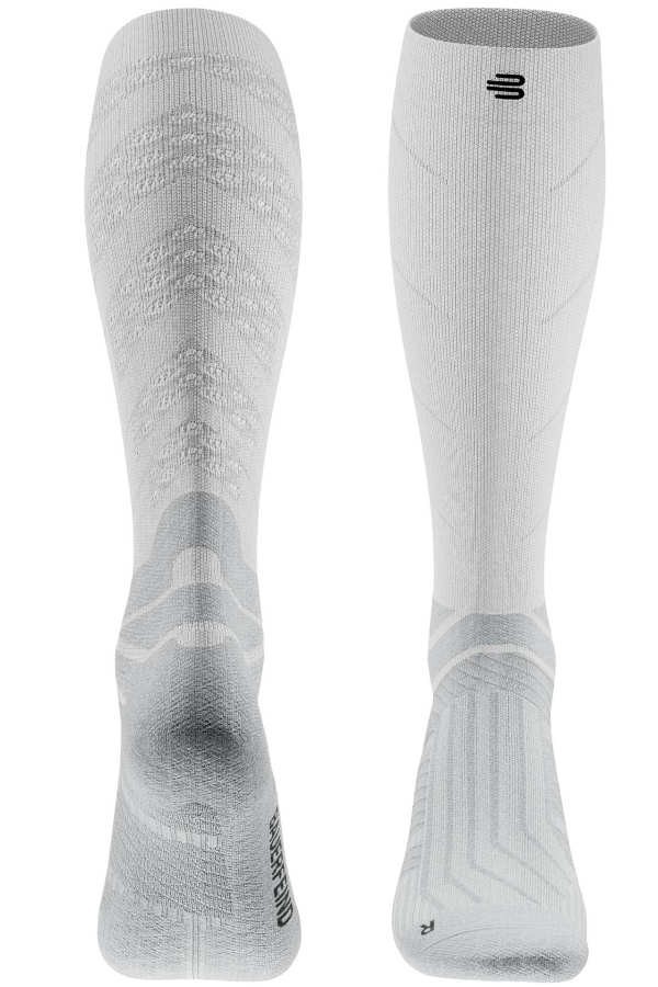 Run Performance Compression Socks in weiss, Ansicht von vorne und hinten