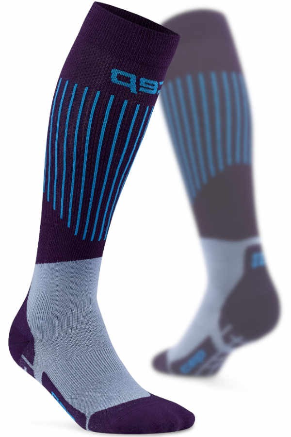 CEP Ski Ultralight Compression Socks in blau