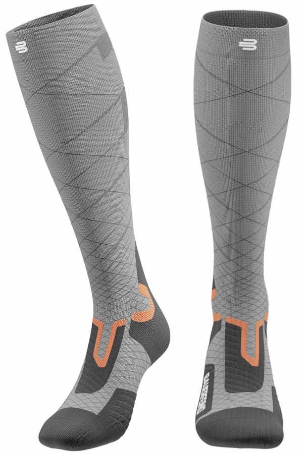 Ski Performance Compression Socks Women, Frontansicht mit Polsterzonen über dem Rist und Schutz der Grosszehenpartie