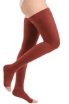 Sigvaris® Style Color AG KKL2 Schenkelstrumpf, Wild Ruby mit offener Fussspitze