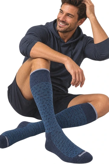 Shadow Box Men by Sockwell sportliche Merino Kompressionssocken für Herren in Navy blau
