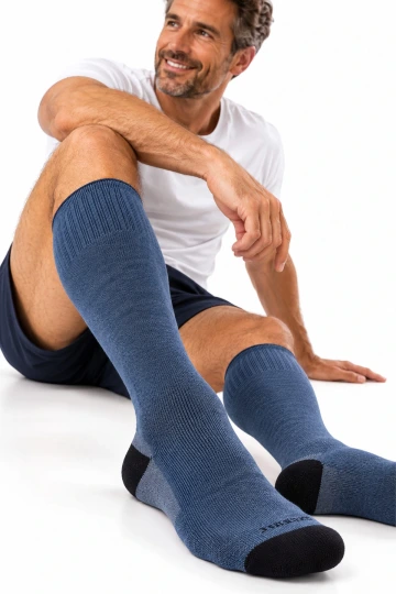 Elevation Men by SockWell in denim