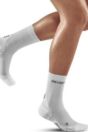 CEP ultralight short socks in weiss-grau