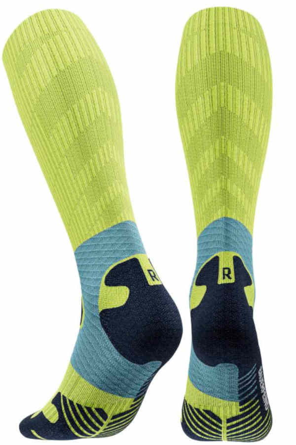 Trail Run Compression Socks Men in Bright Lemon Ansicht von hinten, Ferse