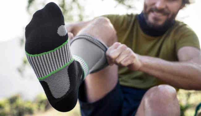 Bauerfeind Outdoor Performance Wandersocken