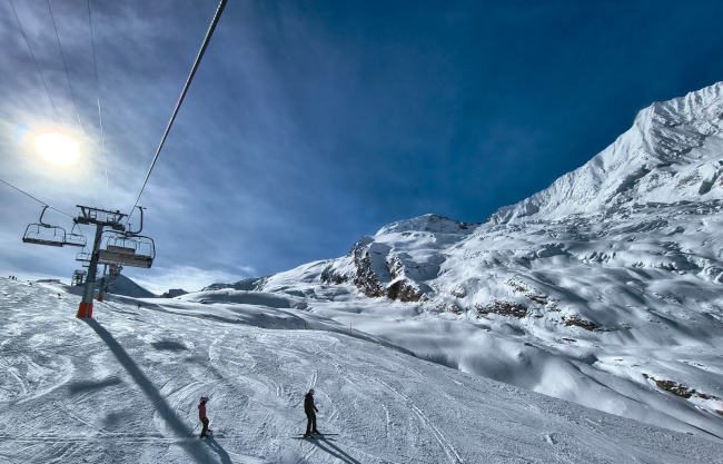 Perfekte Skibedingungen zum Testen der Socken